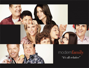 Modern Family 1-3 image 002
